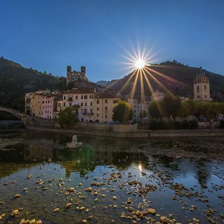 Nyaraló Stardust - Bedbluesky Dolceacqua