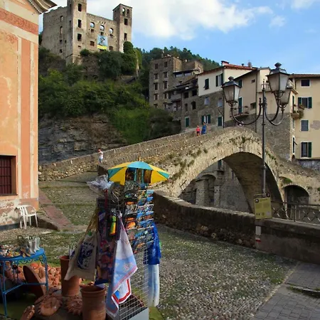 Nyaraló Stardust - Bedbluesky Dolceacqua