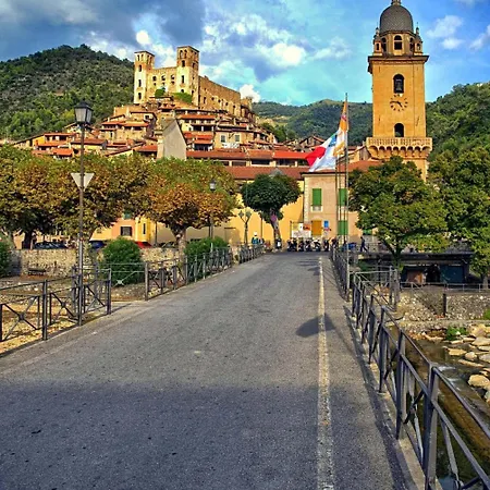 Nyaraló Stardust - Bedbluesky Dolceacqua