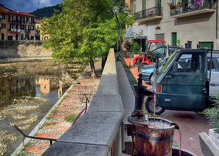 Stardust - Bedbluesky Feriehus Dolceacqua